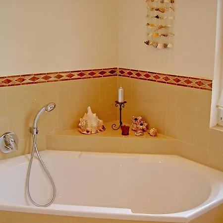 Villa Sanssouci - Apt. 02 *